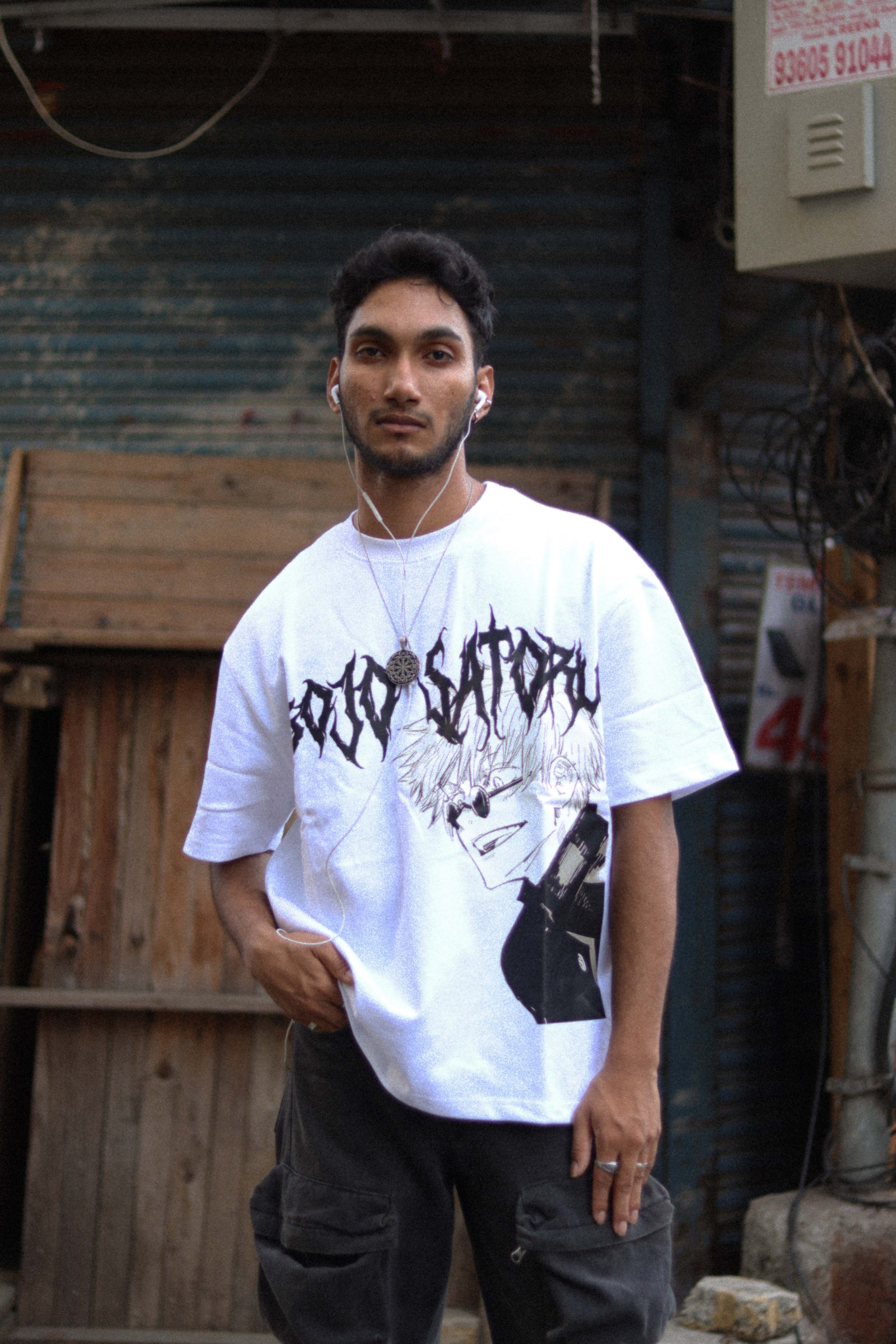 GOJO OVERSIZED TEE